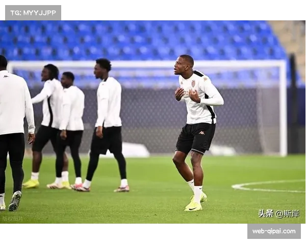 摩纳哥主帅：赛季目标仍是确保欧冠席位，年轻球员成长超预期